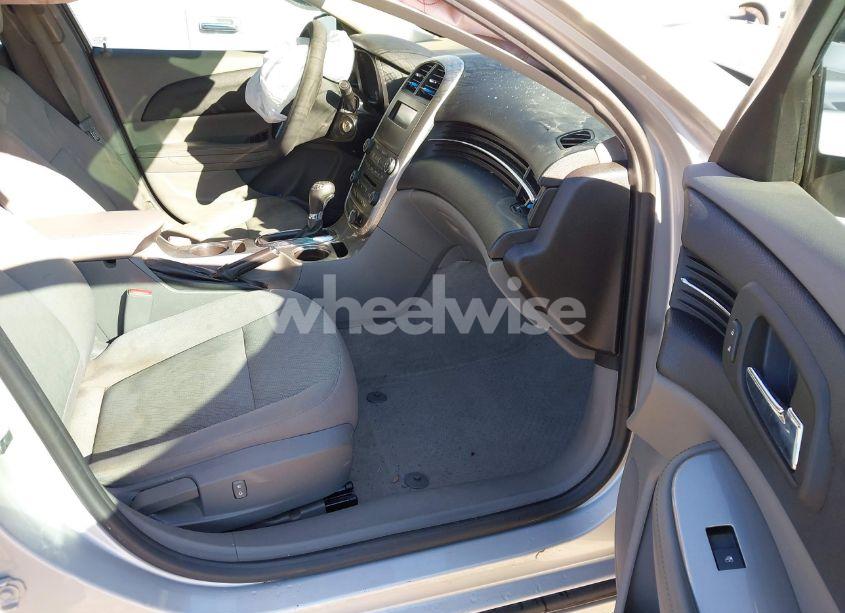 Photo 5 of 2014 Chevrolet Malibu 1LS (VIN 1G11B5SL2EF170196)