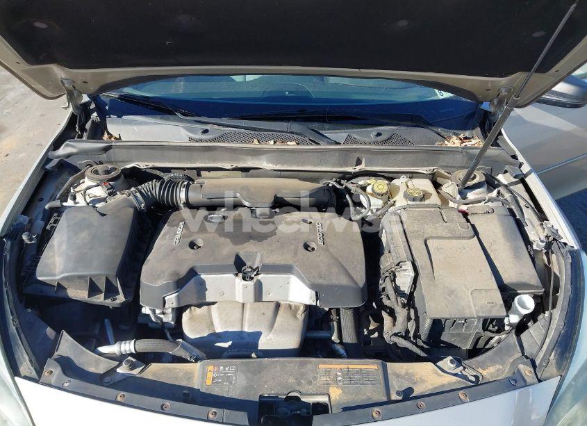 Photo 10 of 2015 Chevrolet Malibu LS (VIN 1G11B5SL2FF120612)
