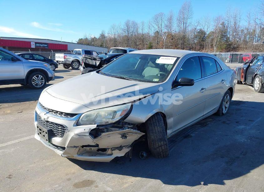 Photo 2 of 2015 Chevrolet Malibu LS (VIN 1G11B5SL2FF120612)