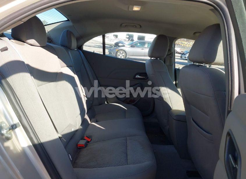 Photo 8 of 2015 Chevrolet Malibu LS (VIN 1G11B5SL2FF120612)