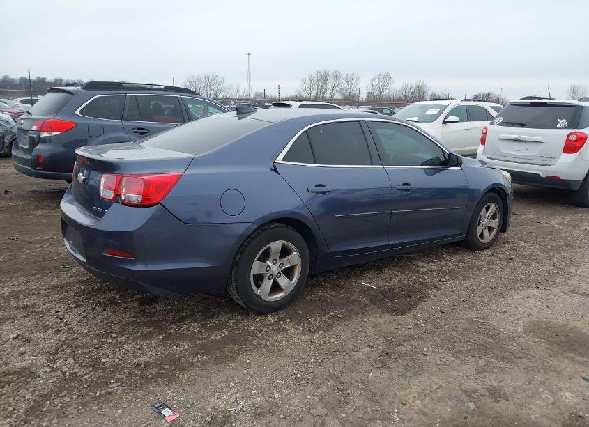 Photo 4 of 2015 Chevrolet Malibu LS (VIN 1G11B5SL2FF166389)