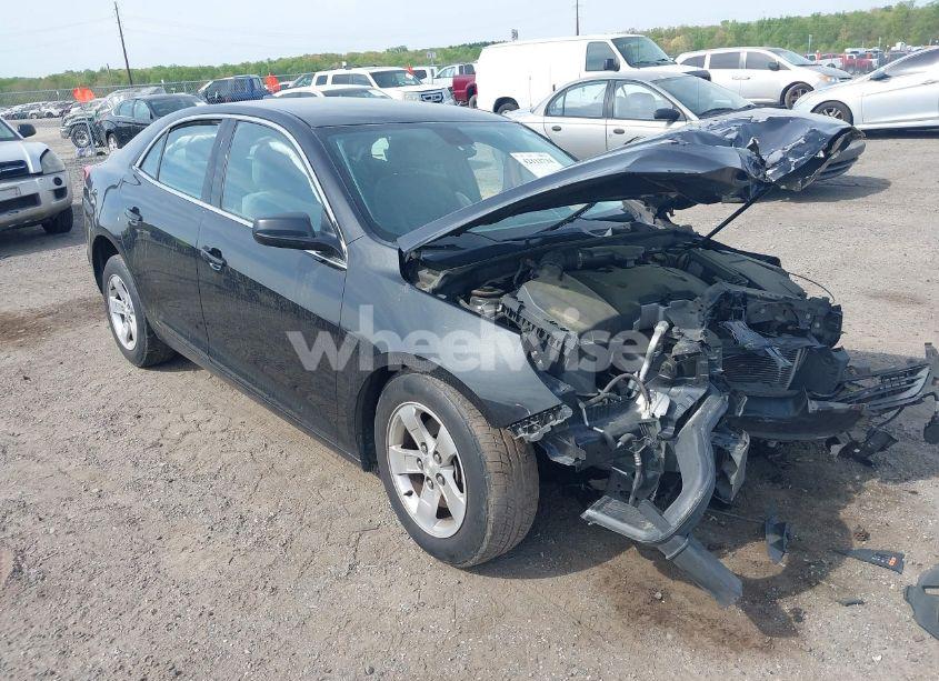 2015 Chevrolet Malibu LS (VIN 1G11B5SL2FF222332) main photo