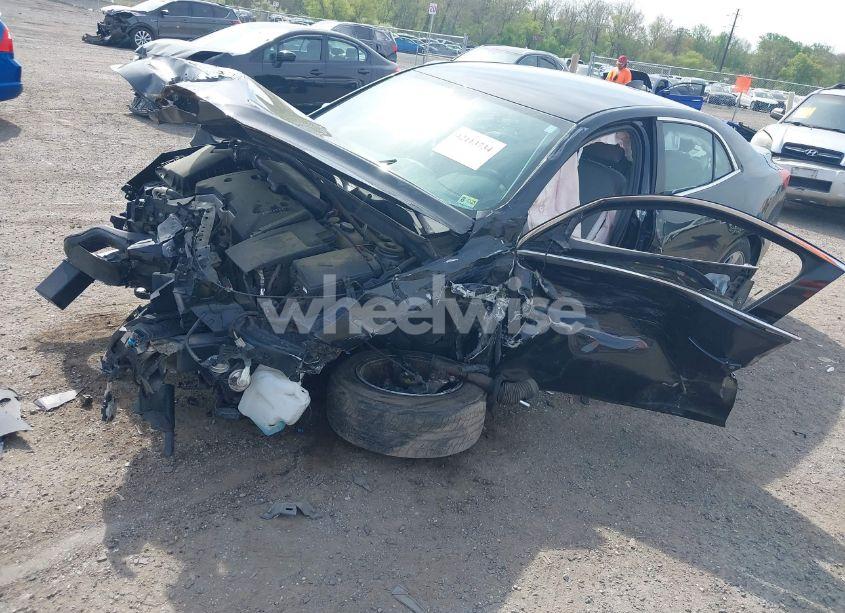 Photo 2 of 2015 Chevrolet Malibu LS (VIN 1G11B5SL2FF222332)