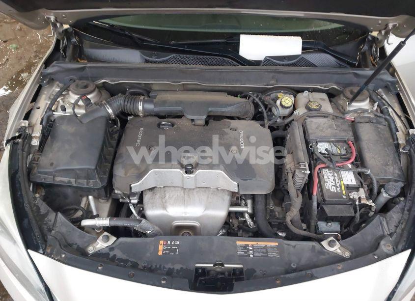 Photo 10 of 2015 Chevrolet Malibu LS (VIN 1G11B5SL2FF234349)