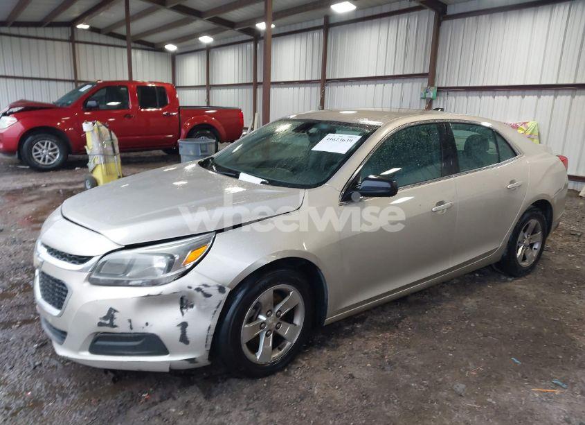 Photo 2 of 2015 Chevrolet Malibu LS (VIN 1G11B5SL2FF234349)