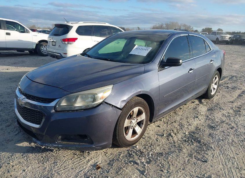 Photo 2 of 2015 Chevrolet Malibu LS (VIN 1G11B5SL2FF253502)