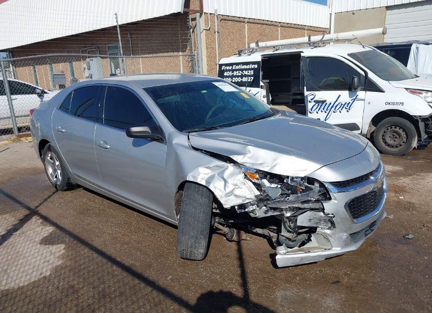 2015 Chevrolet Malibu LS (VIN 1G11B5SL2FF300074) main photo