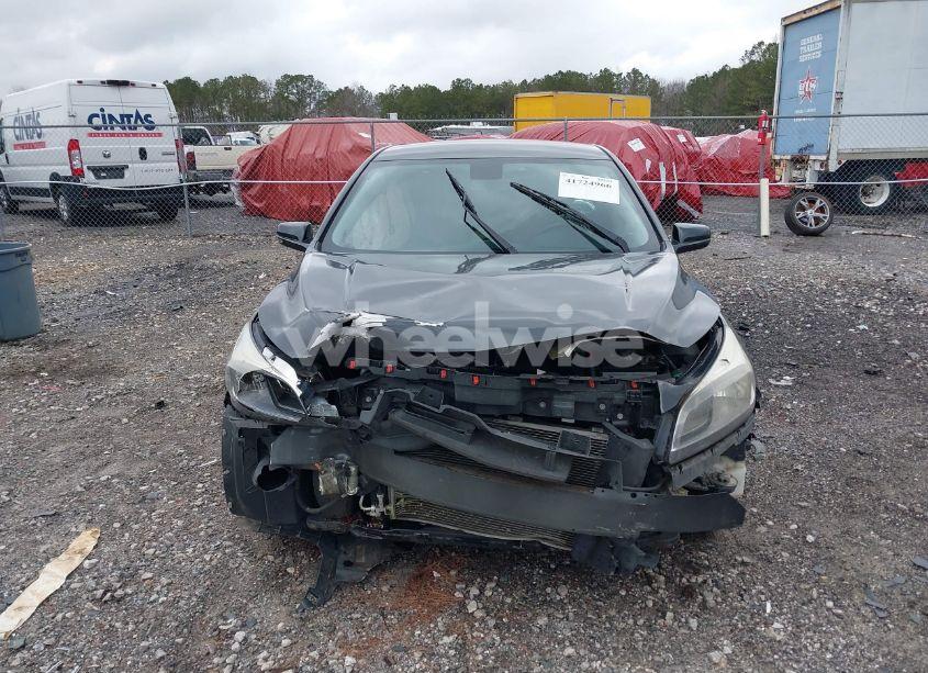 Photo 6 of 2015 Chevrolet Malibu LS (VIN 1G11B5SL2FF331664)