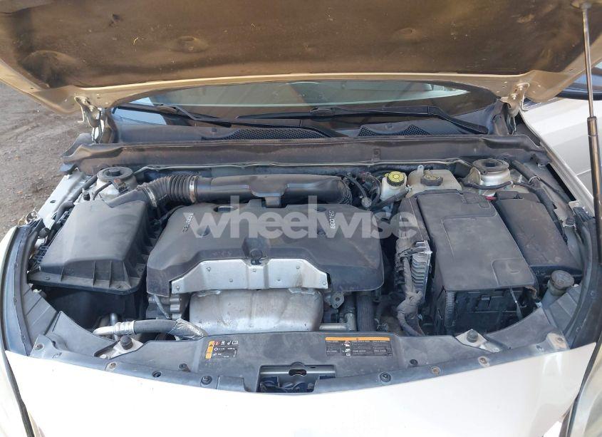 Photo 10 of 2015 Chevrolet Malibu LS (VIN 1G11B5SL2FF351624)
