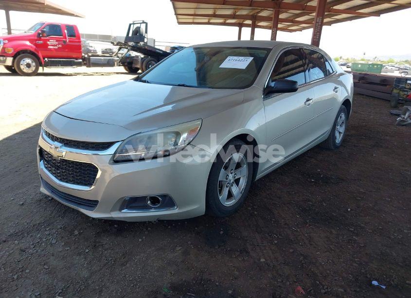 Photo 2 of 2015 Chevrolet Malibu LS (VIN 1G11B5SL2FF351624)