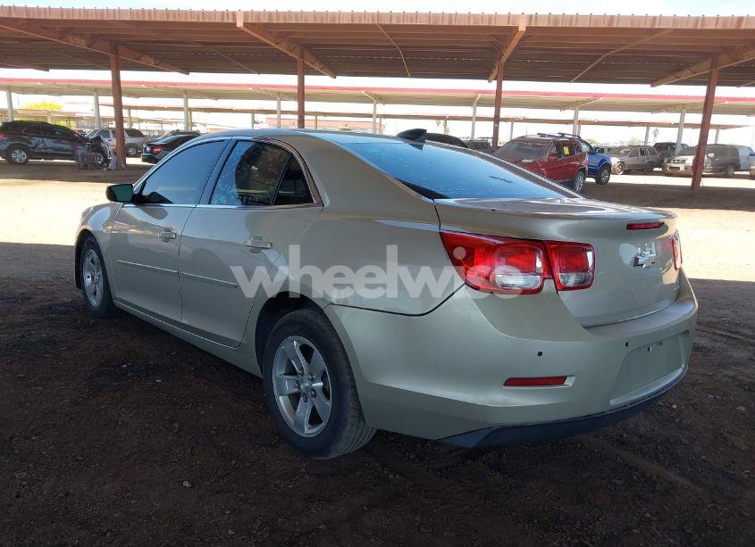 Photo 3 of 2015 Chevrolet Malibu LS (VIN 1G11B5SL2FF351624)