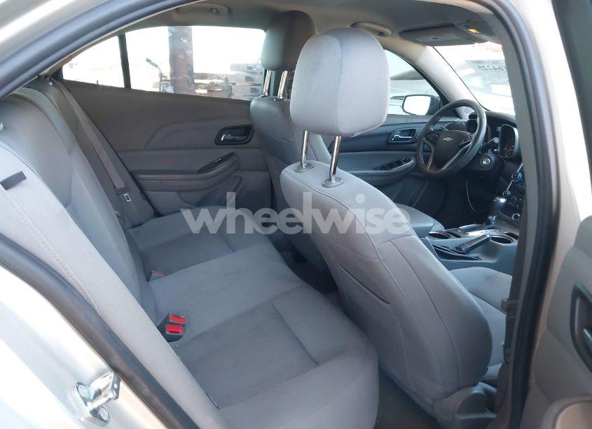 Photo 8 of 2015 Chevrolet Malibu LS (VIN 1G11B5SL2FF351624)