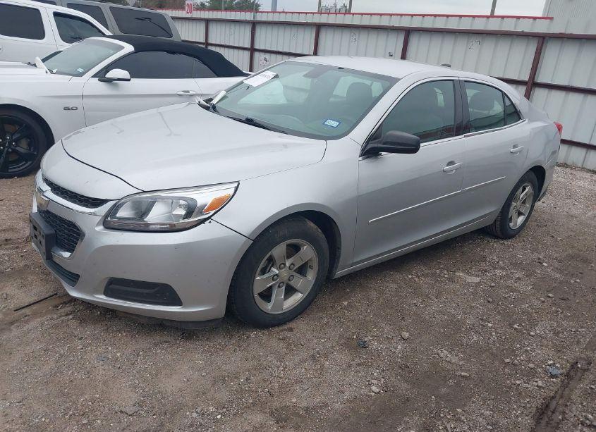 Photo 2 of 2015 Chevrolet Malibu (VIN 1G11B5SL3FF112678)
