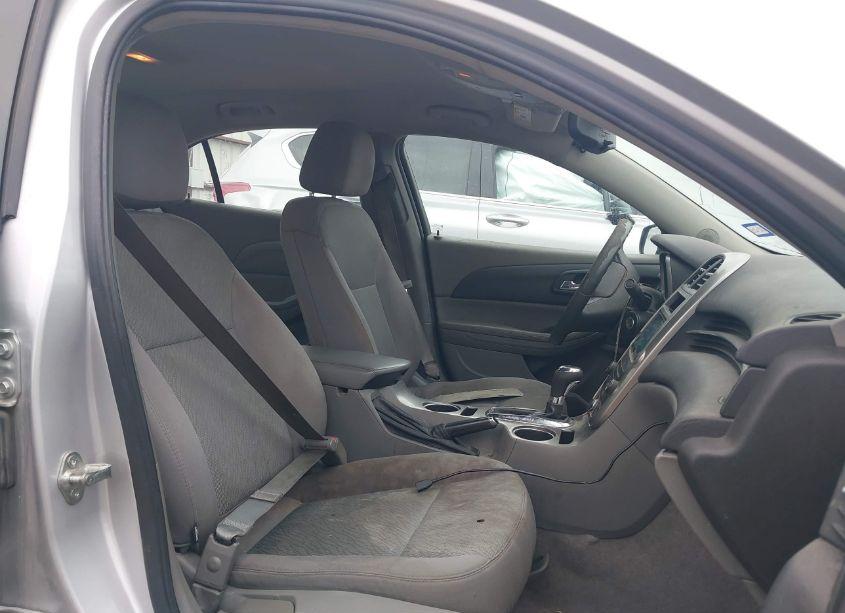 Photo 5 of 2015 Chevrolet Malibu (VIN 1G11B5SL3FF112678)