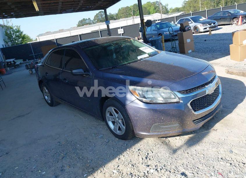 2015 Chevrolet Malibu LS (VIN 1G11B5SL3FF118058) main photo