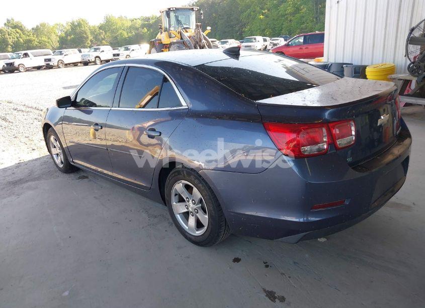 Photo 3 of 2015 Chevrolet Malibu LS (VIN 1G11B5SL3FF118058)