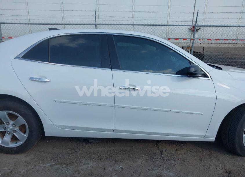Photo 12 of 2015 Chevrolet Malibu LS (VIN 1G11B5SL3FF181144)