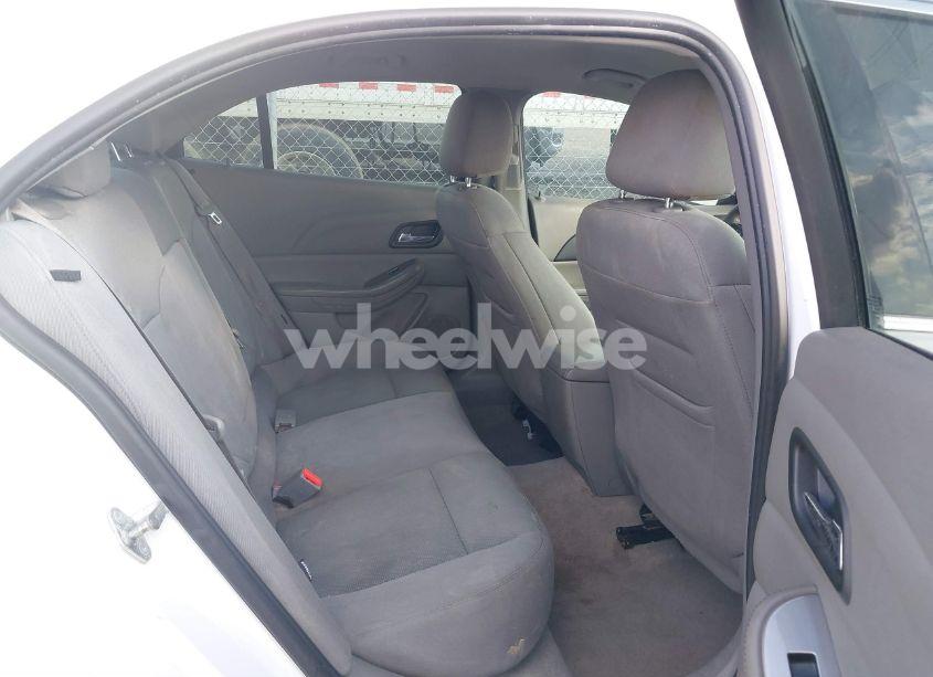 Photo 8 of 2015 Chevrolet Malibu LS (VIN 1G11B5SL3FF181144)