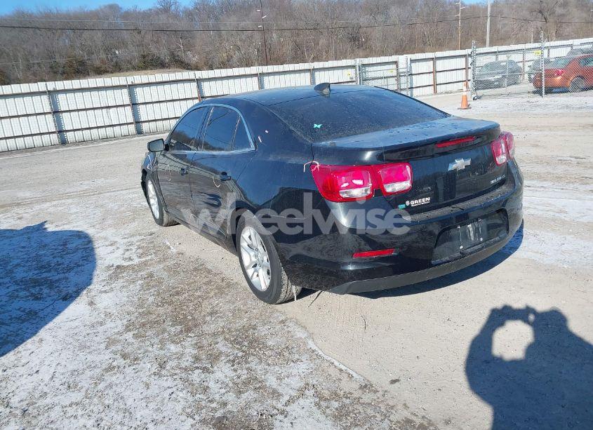 Photo 3 of 2015 Chevrolet Malibu LS (VIN 1G11B5SL3FF188532)