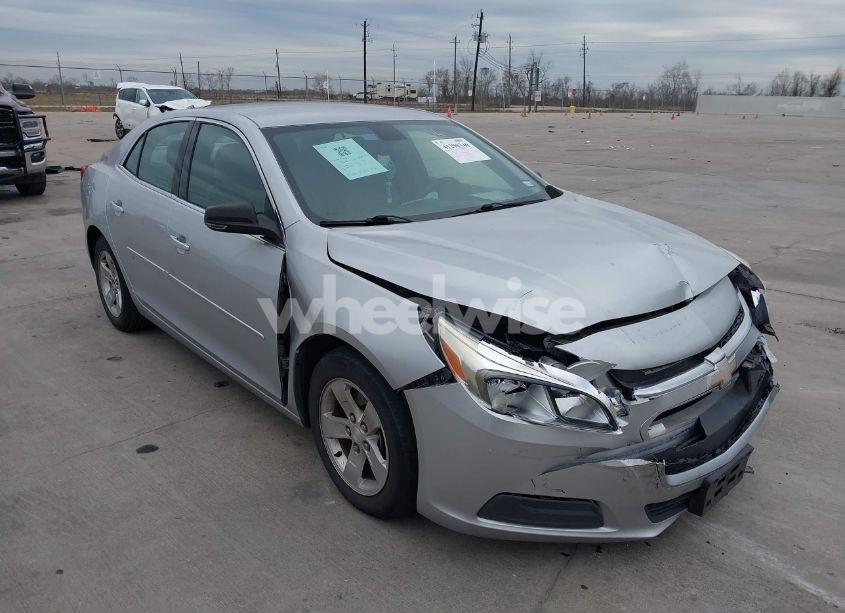 2015 Chevrolet Malibu LS (VIN 1G11B5SL3FF238670) main photo