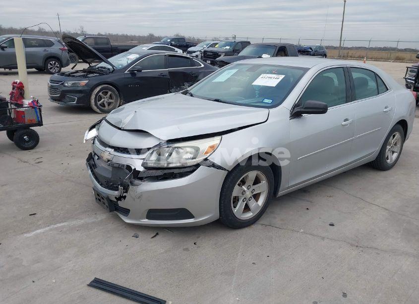 Photo 2 of 2015 Chevrolet Malibu LS (VIN 1G11B5SL3FF238670)