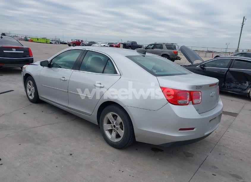 Photo 3 of 2015 Chevrolet Malibu LS (VIN 1G11B5SL3FF238670)