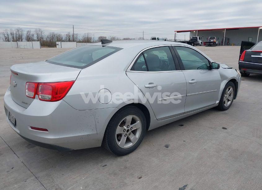Photo 4 of 2015 Chevrolet Malibu LS (VIN 1G11B5SL3FF238670)