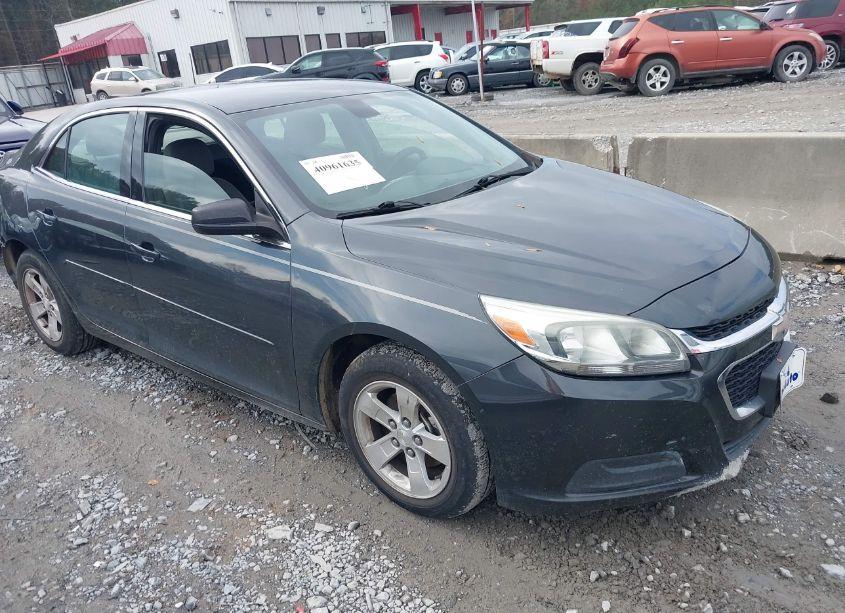 2015 Chevrolet Malibu LS (VIN 1G11B5SL3FF238894) main photo