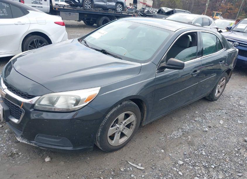 Photo 2 of 2015 Chevrolet Malibu LS (VIN 1G11B5SL3FF238894)