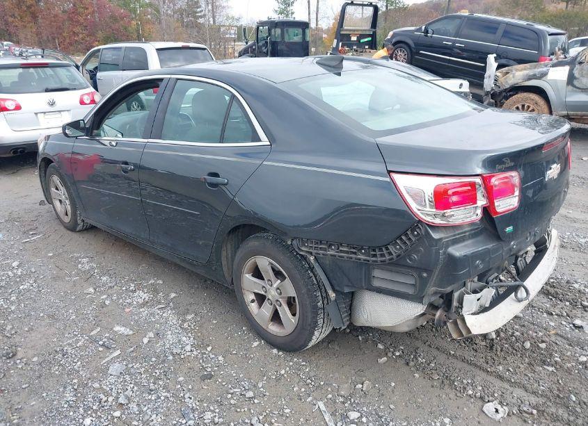 Photo 3 of 2015 Chevrolet Malibu LS (VIN 1G11B5SL3FF238894)