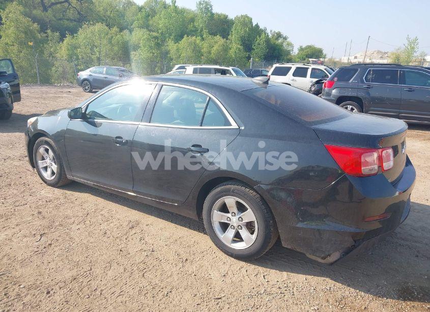 Photo 3 of 2015 Chevrolet Malibu LS (VIN 1G11B5SL3FF335030)