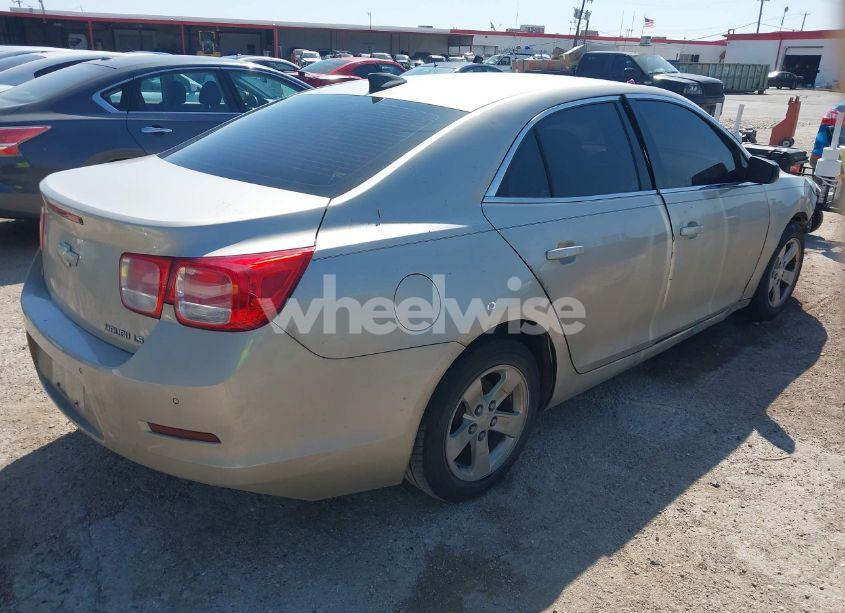 Photo 4 of 2015 Chevrolet Malibu LS (VIN 1G11B5SL3FF338722)