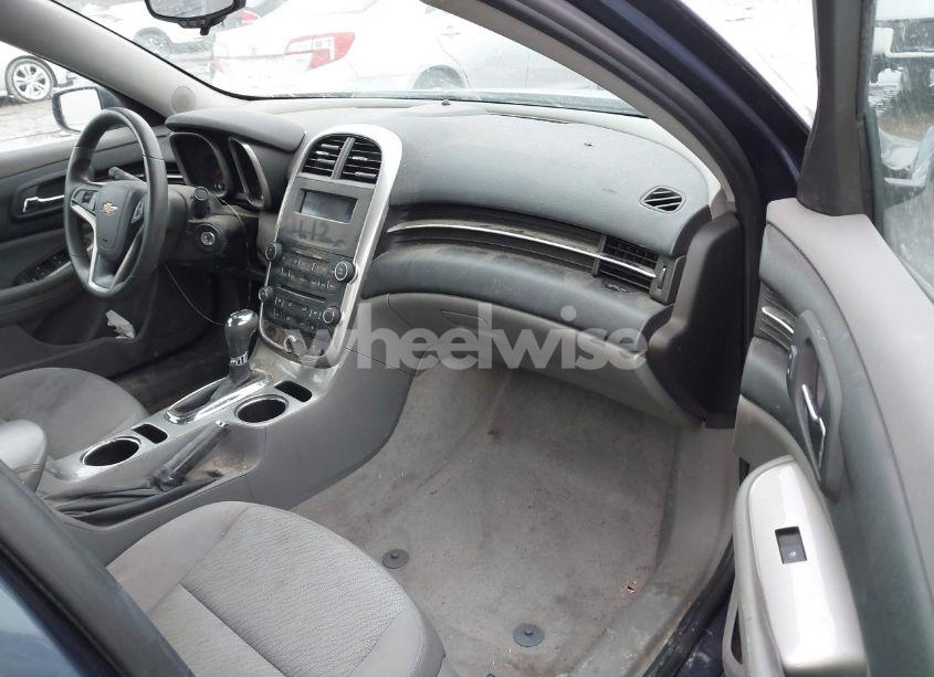 Photo 5 of 2014 Chevrolet Malibu 1LS (VIN 1G11B5SL4EF110369)