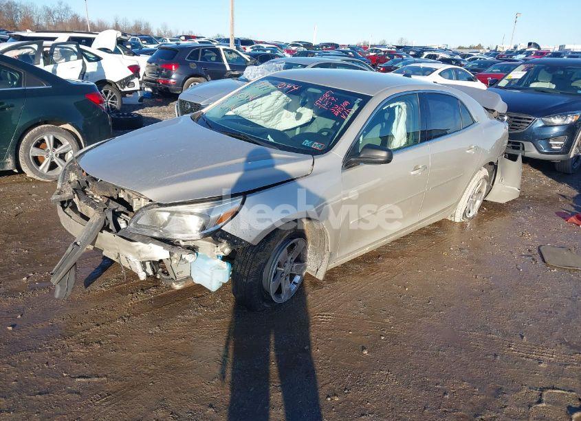 Photo 2 of 2014 Chevrolet Malibu 1LS (VIN 1G11B5SL4EF139919)