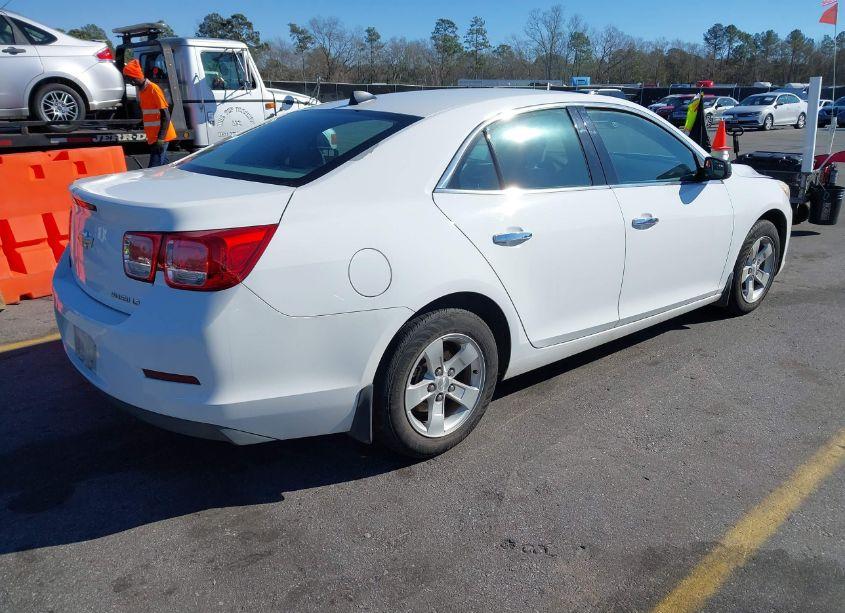Photo 4 of 2014 Chevrolet Malibu 1LS (VIN 1G11B5SL4EF151312)