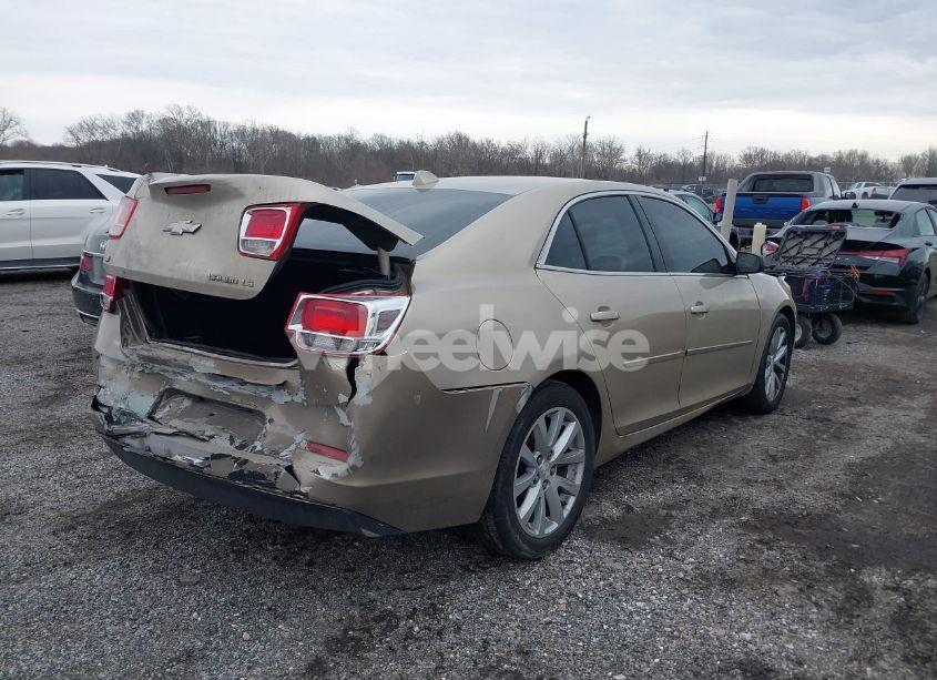 Photo 4 of 2014 Chevrolet Malibu 1LS (VIN 1G11B5SL4EF285320)