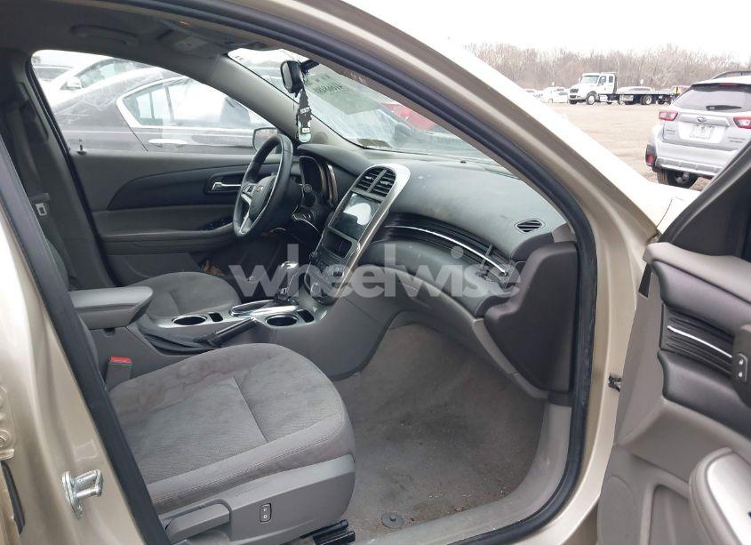 Photo 5 of 2014 Chevrolet Malibu 1LS (VIN 1G11B5SL4EF285320)