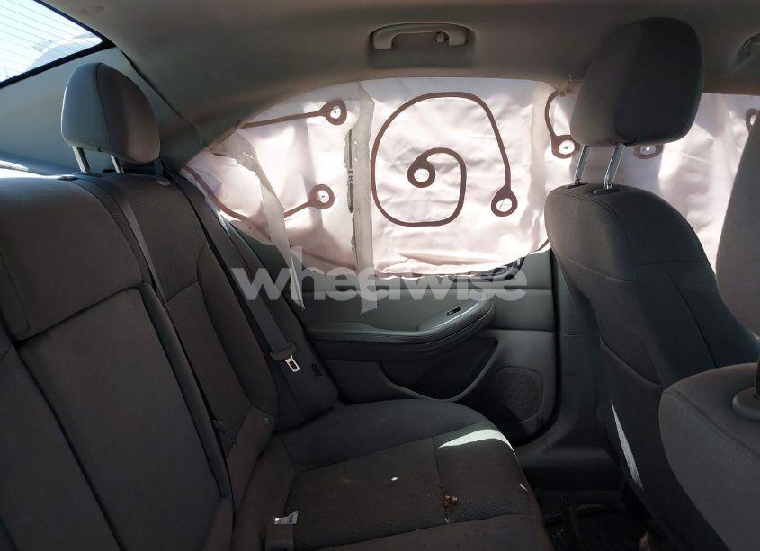 Photo 8 of 2015 Chevrolet Malibu LS (VIN 1G11B5SL4FF112589)