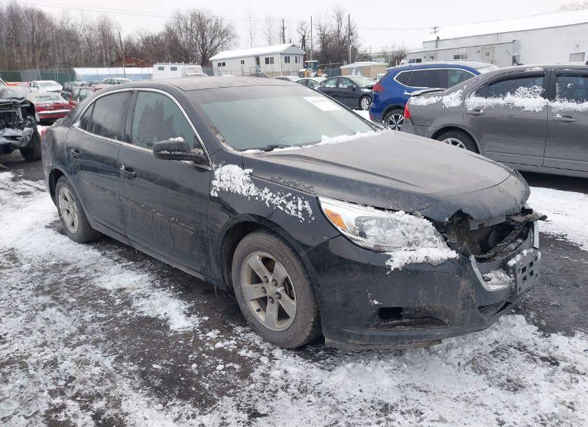 2015 Chevrolet Malibu LS (VIN 1G11B5SL4FF116187) main photo