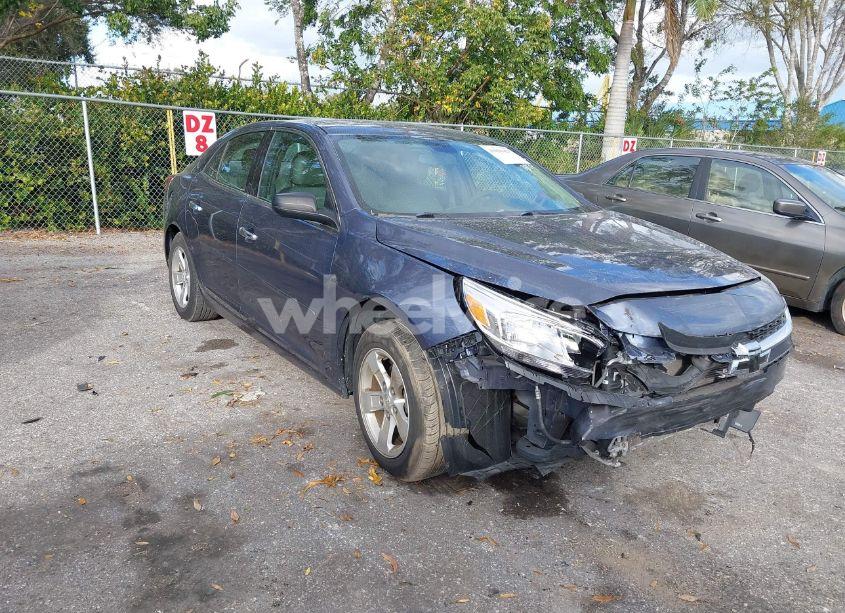 2015 Chevrolet Malibu LS (VIN 1G11B5SL4FF168936) main photo