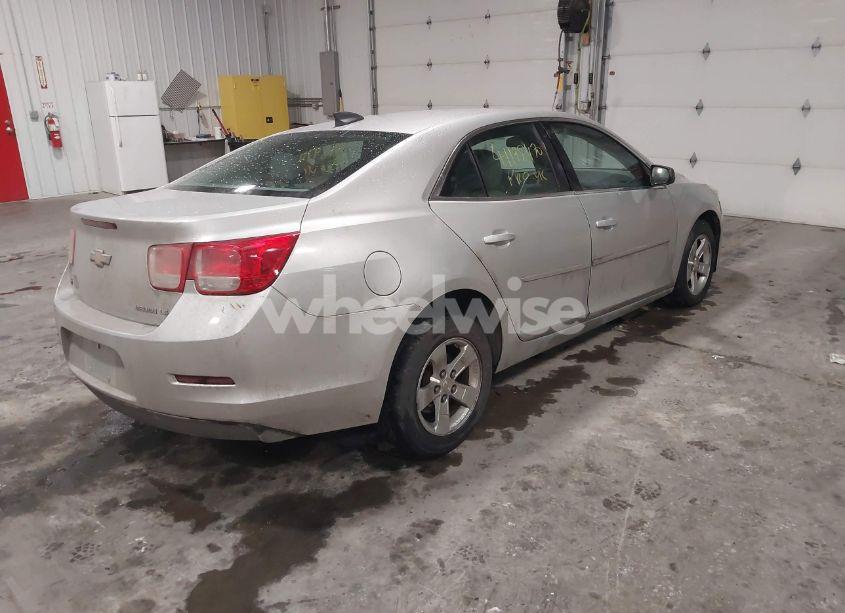Photo 4 of 2015 Chevrolet Malibu LS (VIN 1G11B5SL4FF217391)