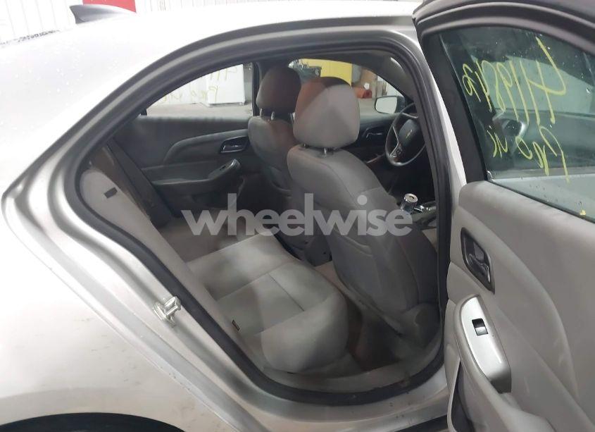 Photo 8 of 2015 Chevrolet Malibu LS (VIN 1G11B5SL4FF217391)
