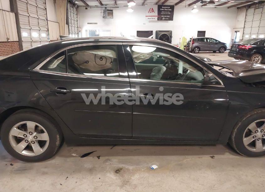 Photo 13 of 2015 Chevrolet Malibu LS (VIN 1G11B5SL4FF305325)