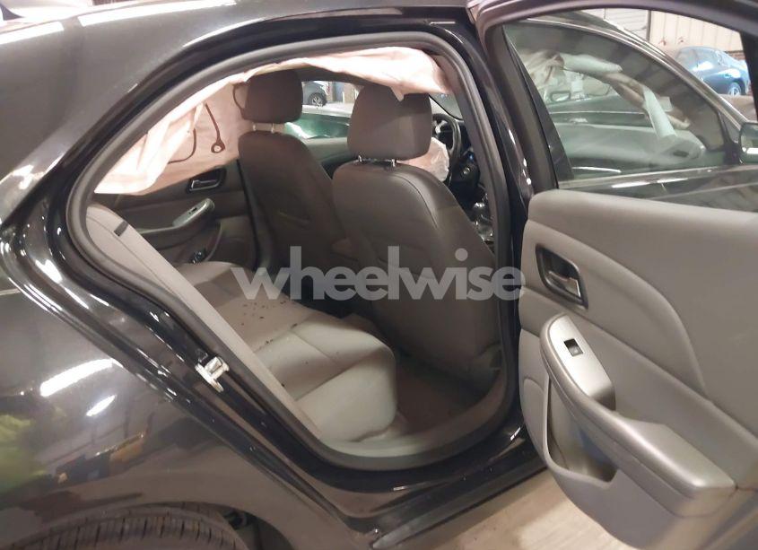 Photo 8 of 2015 Chevrolet Malibu LS (VIN 1G11B5SL4FF305325)