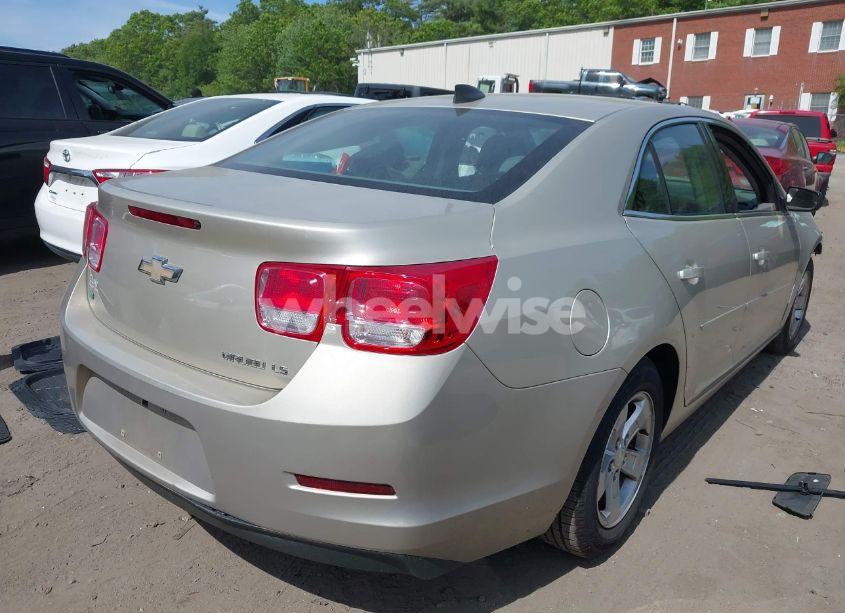 Photo 4 of 2015 Chevrolet Malibu LS (VIN 1G11B5SL4FF311626)