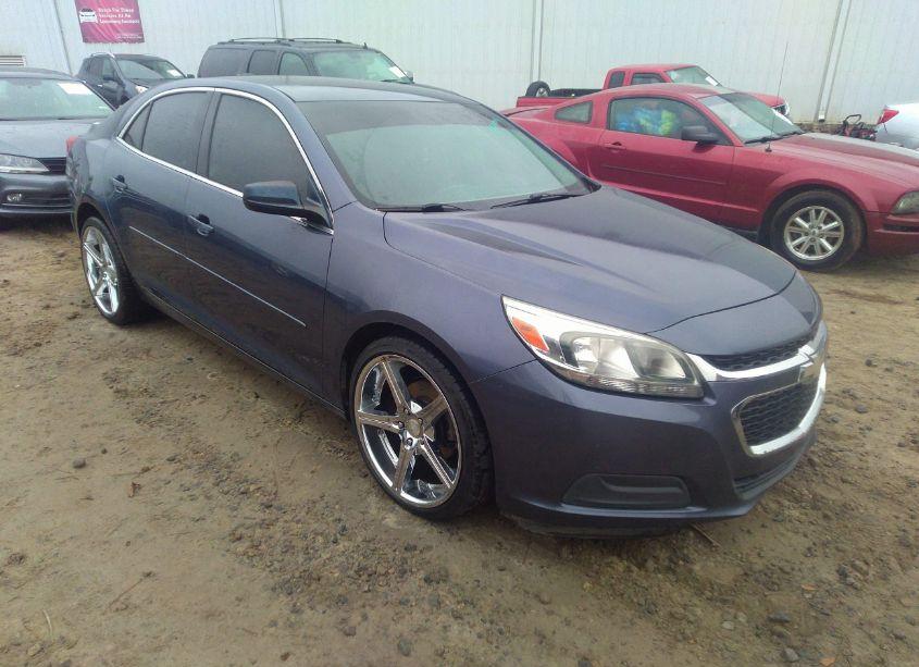 2015 Chevrolet Malibu LS (VIN 1G11B5SL4FF334016) main photo