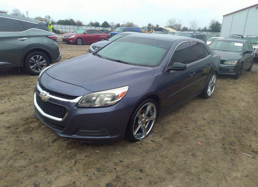 Photo 2 of 2015 Chevrolet Malibu LS (VIN 1G11B5SL4FF334016)