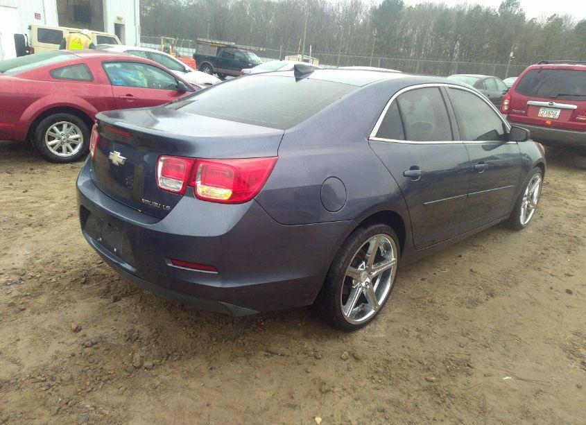 Photo 4 of 2015 Chevrolet Malibu LS (VIN 1G11B5SL4FF334016)