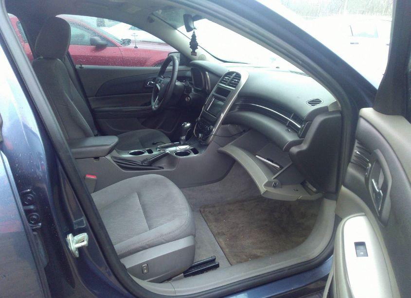 Photo 5 of 2015 Chevrolet Malibu LS (VIN 1G11B5SL4FF334016)