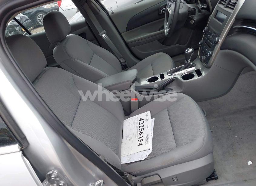 Photo 5 of 2015 Chevrolet Malibu LS (VIN 1G11B5SL4FU152392)